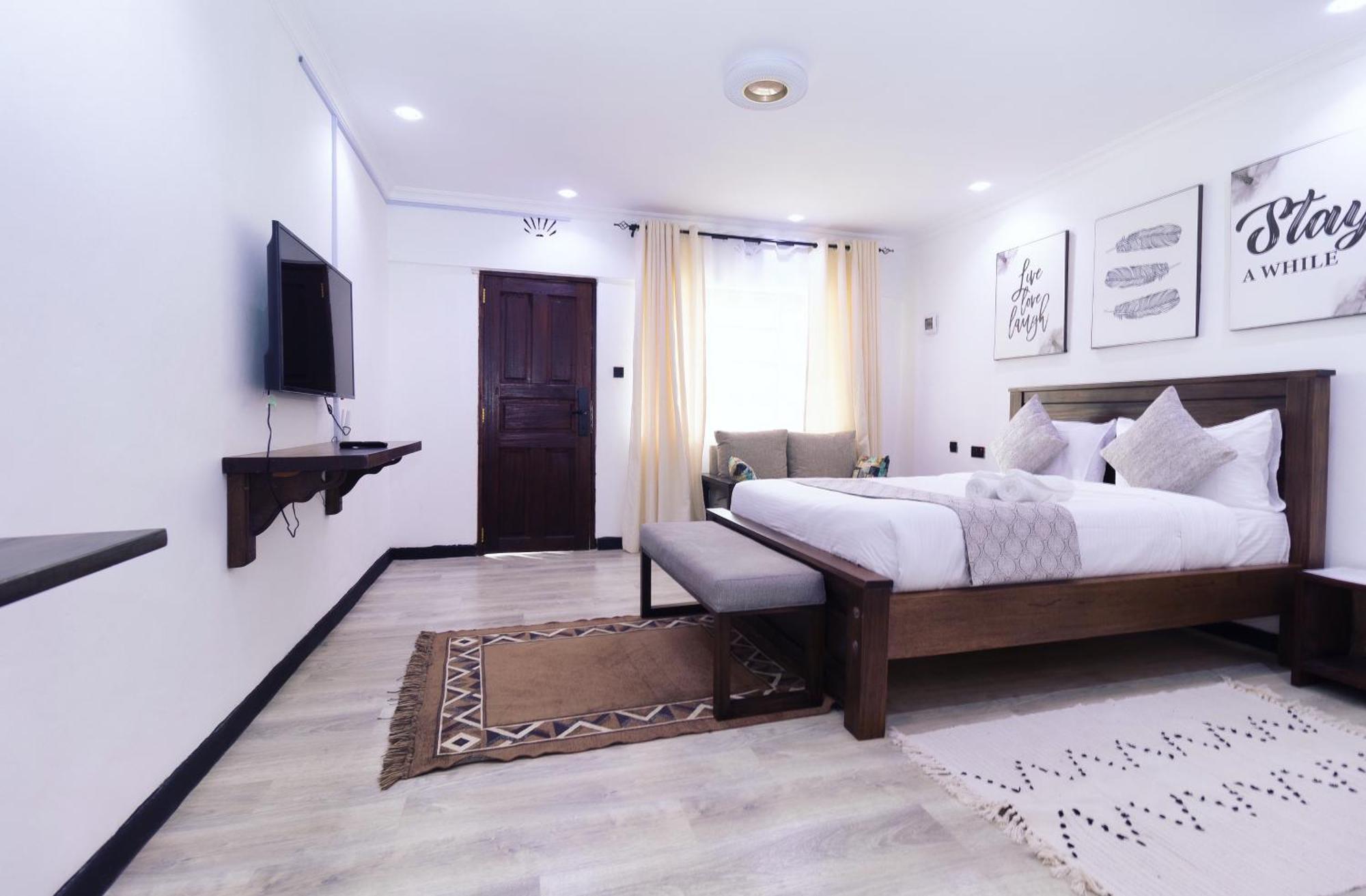 Arabel'S Place Riverside Villas Наньюки Экстерьер фото